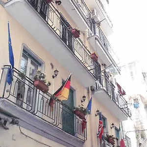 Del Conte 2*, Naples Italy